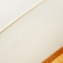 Chlebak pojemnik na pieczywo z drewnianą deską kremowy 39x23,5x15,5 cm