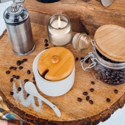 Cukierniczka porcelanowa, bambusowa, biała, z pokrywką, łyżeczką, cukiernica, pojemnik na cukier Cukierniczka porcelanowa, bambusowa, biała, z pokrywką, łyżeczką, cukiernica, pojemnik na cukier