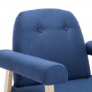 Fotel do salonu tapicerowany tkaniną niebieski