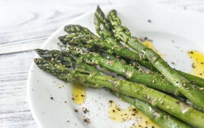 Jak gotować zielone szparagi ?