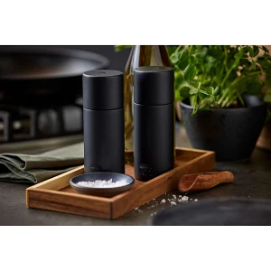 Młynek do soli i pieprzu 15,2 cm Black 29537 Młynek do soli i pieprzu 15,2 cm Black 29537