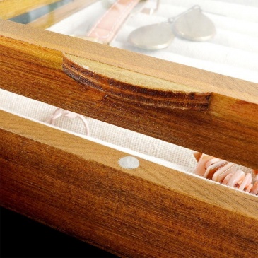 Szkatułka drewniana ze szklaną szybką / pudełko ogarnizer na biżuterię 20,3x17,3x5 cm
